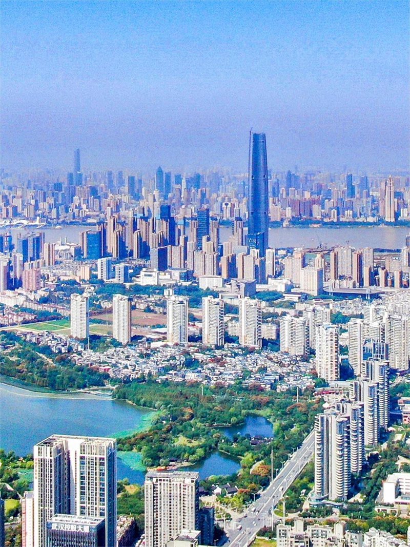 光伏电站建设引领绿色能源新潮流